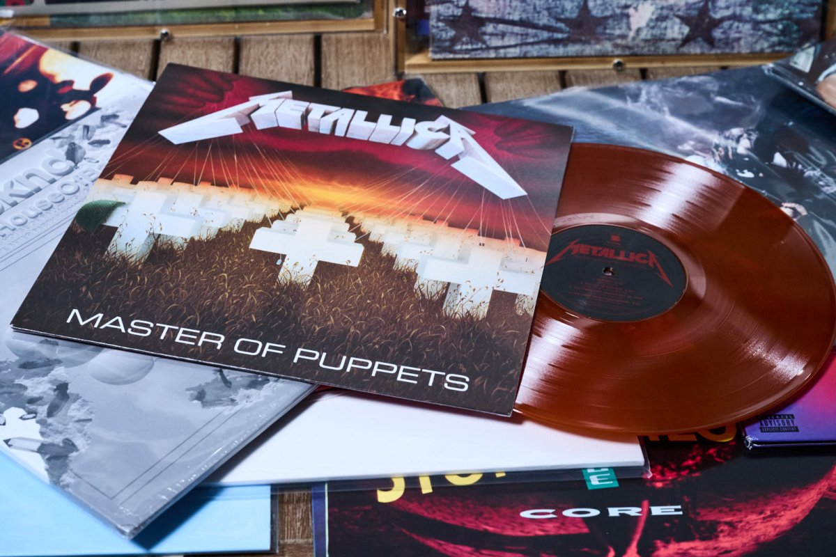 Metallica - Master of Puppets - Red - BeatRelease