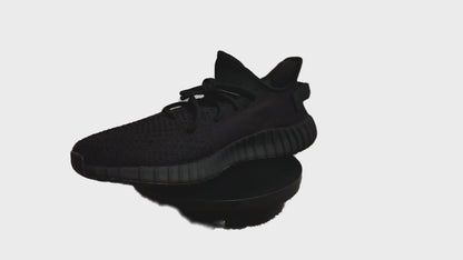 Kanye West - adidas Yeezy Boost 350 V2 - Onyx